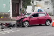 影/趕回家曬衣服！彰化女路口左轉遭直行車攔腰撞　2車滑行險撞民宅