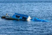 天氣惡劣！菲律賓兩艘客船翻覆　7人失蹤4人獲救