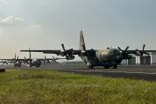 空軍春節戰備C-130H、P-3C編隊起降　展捍衛領空決心