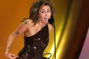 葛萊美得獎名單/打敗泰勒絲！麥莉希拉奪「最佳流行歌手」　獲獎突自爆：忘了穿內褲