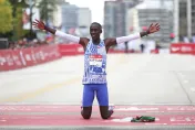 肯亞24歲馬拉松健將車禍亡！ 生前創下世界紀錄　田徑界紛紛哀悼