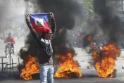 海地首都連2日爆動亂！幫派聯手欲推翻總理　機場監獄傳槍擊「4警遇害」