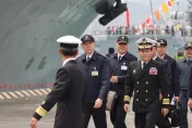 海軍敦睦支隊今靠港基隆開放參觀  梅家樹登低調登艦打氣