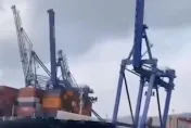 影/陽明海運貨輪土耳其進港事故　起重機「骨牌式」坍塌42秒影片曝光