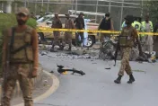 巴基斯坦炸彈客開貨車衝撞！陸工程師車隊遇襲　5公民喪命