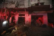 影/以色列加大力道空襲拉法　至少6人罹難包含1記者