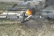 美新墨西哥州載滿燃料貨物列車發生事故　至少22節車廂脫軌起火