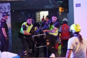 影/轟！西班牙渡假勝地酒吧餐廳崩塌　「2樓墜到地下室」釀4死30傷