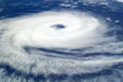 首颱「艾維尼」生成！氣象署曝命名由來　「暴風雨神」2018也曾出現