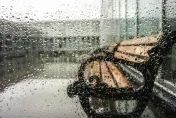 快訊/大雷雨特報！新北市、桃園市注意　慎防劇烈降雨、強陣風
