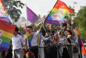 彩虹旗飄揚！泰國會壓倒性通過同婚修法　年底將上路