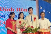 花70萬跨國娶嫩妻「為生娃」被罵翻　40歲台灣髮型師現身：越南女個性好相處