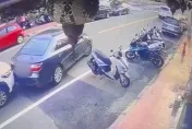 新竹男路邊停車突「倒退嚕」撞汽車...下車竟嗆：賠保險桿　網全看傻眼