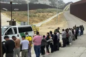 美國6年來首次包機「遣返百位大陸非法移民」　走線人分析：與大選有關