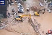 陝西寶雞暴雨引發洪水土石流！「市區堆滿爛泥」　路塌橋毀釀5死8失蹤