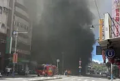 快訊/重大火警！板橋篤行路4店面狂竄黑煙、12機車燒光