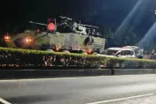 快訊/雲豹裝甲車遭自小客車撞擊！駕駛恐面臨破億賠償　新北八里全程目擊