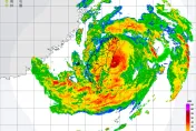 強颱凱米登陸倒數計時！花蓮現14級陣風　5縣市將迎超大豪雨