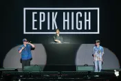 上千人狂搖中指！Epik High來台嗨喊「引以為傲」　大秀中文：我真的愛這裡