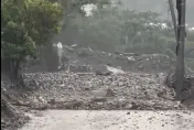 影/凱米重創豪雨再來！南投東埔村爆發土石流　投95線「雙向交管」