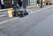 快訊/基隆69歲男騎車衝摔對向喪命　地上留下長刮痕