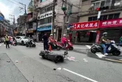 影/基隆地院前車禍！7旬翁騎車左轉路口「遭遇」直行車　雙雙噴飛被送醫