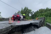 影/暴雨沖刷！台南官田「50米長山路掏空」大錯移　像被哥吉拉踩過