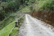 跟颱風搶命！雙龍林道登山口「女子摔落邊坡」警消拚在山陀兒襲台前救人