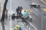 快訊/狂風片！山陀兒預計中午前後登陸　港都街頭直擊「人車被吹翻」