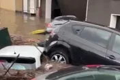 影/驚險直擊！颶風、風暴接連報到　法國大規模慘淹「洪水猛獸捲走車」