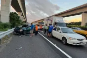 國1南向平鎮段4車追撞！大貨車未保持車距釀禍　8人送醫幸無礙