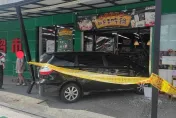 影/把油門當煞車！彰化31歲正妹開牛頭牌撞進超市　男差1秒沒命