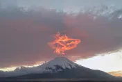 影/富士山頂驚現「神龍」？日網熱議：好像《七龍珠》