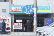 恐怖！日立體停車場汽車突從8公尺高墜落　2工人遭壓1死1傷