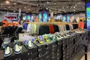 NIKE特賣會失控！民眾直擊：鞋盒翻落一地「像垃圾堆」