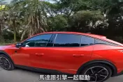 中天車享家/全面升級！朱朱哥深度試駕「Peugeot 408 P2 Hybrid」