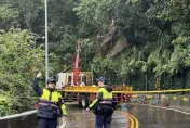 雙北雷雨狂炸！新莊山坡坍方路樹倒塌　警火速處理