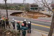 首爾路面塌陷奪命！搜救17小時傳噩耗　失蹤男子確認已身亡