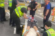 情緒激動！台中機車店全武行　老闆當街咬傷客人耳朵