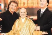 昔為錢鬧翻！張菲罕見同框恆述法師　隔5年「破冰勾手」碎謠言