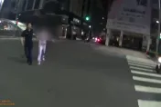 影/高雄情傷女夜半街頭哭喊「為何丟下我」　警即刻救援