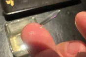 辛殿麻辣鍋冰品驚見碎玻璃！　業者急道歉：負責醫療費