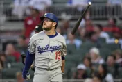 MLB/戴眼鏡救打擊！道奇34歲內野手：揮棒越來越好了