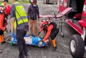 蘭嶼漁船船長突發中風！空勤黑鷹跨海緊急後送