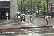 鋒面挾水氣報到！週末低溫剩21度　雨彈今夜開炸