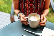 愛喝咖啡的你注意了！研究表明：每天2杯更長壽　過量恐4疾病纏身