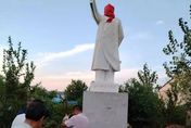 毛澤東雕像落成前夕「被盜」引毛粉強烈譴責　官方曝原因：違規占地