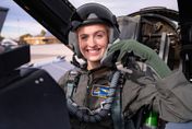 2024美國小姐擁超狂背景！22歲現役空軍「會開F-16戰機」　還是哈佛碩士學霸