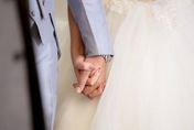 24歲男「房租水電靠爸媽」徵結婚對象「月給1萬」　網譏：哪來的自信