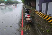 康芮再奪一命？台中男騎車上班「因倒塌路樹致死」　時間在陸警解除前